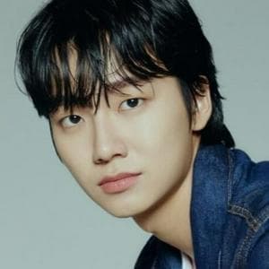 Sung Yoo-Bin MBTI Personality Type image