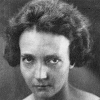 profile_Irène Joliot-Curie