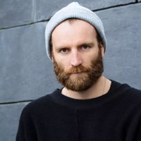 profile_Ben Frost