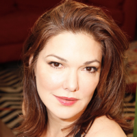 profile_Laura Harring