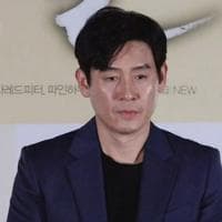 profile_Sol Kyung-gu