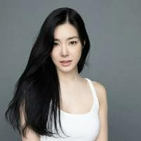 profile_Tiffany Young (SNSD)
