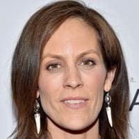 profile_Annabeth Gish