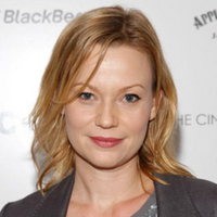 profile_Samantha Mathis