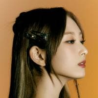 Chowon (ICHILLIN') MBTI Personality Type image
