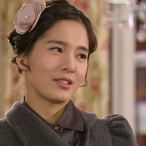 profile_Hwang Geum Hee