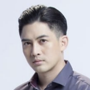 profile_Mr. Q