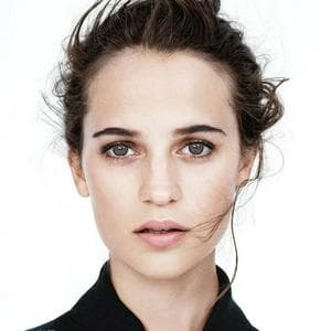 profile_Alicia Vikander