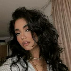 profile_Ashleigh Welles