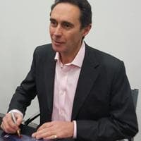 Guy Henry mbtiパーソナリティタイプ image