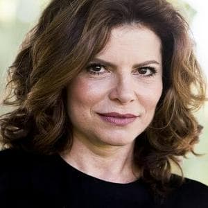 profile_Debora Bloch