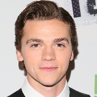 Joel Courtney MBTI性格类型 image