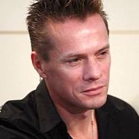 profile_Larry Mullen Jr.