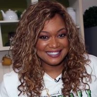 profile_Sunny Anderson