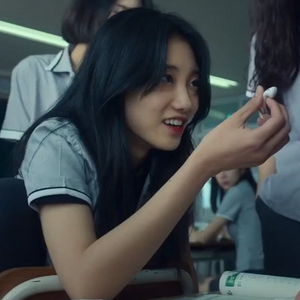 Seo Yu-ra MBTI Personality Type image