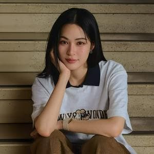 profile_Lingling Kwong