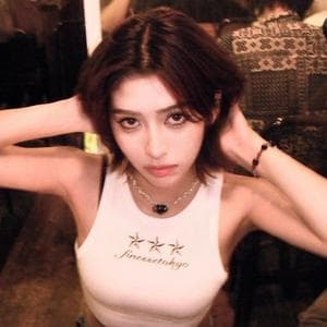 profile_Ninon (@ninonekw)