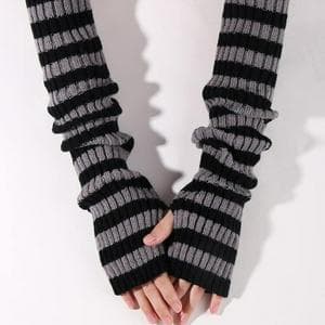 profile_Arm Warmers